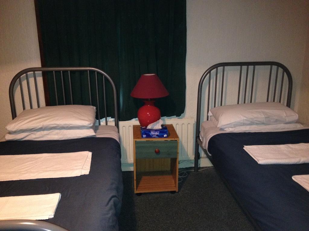 Lenton Lodge Guest House Horley Quarto foto